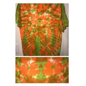 Orange/Green Tie dye Tshirt - Size: Large